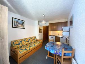 Résidence Hauts De La Vanoise - VAL THORENS location: studio pour deux personnes centre station MAE-9120