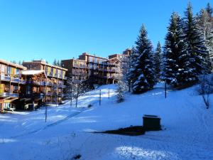 Résidence Aiguille Grive Bat Iii - Appartement 2 pièces 6 personnes en duplex, skis aux pieds, dans le village de Charmettoger à Arc 1800 MAE-1708