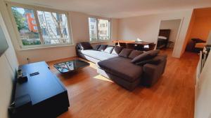 Wollishofen Station 2 bedroom Luxury Apartment