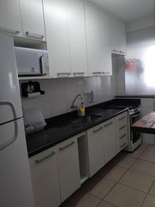 Apartamento frente mar pé na areia