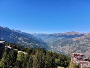 Résidence Nova - Appartement 2 pièces 6 personnes proche des pistes, des commerces, de la garderie et de lESF au centre de la station d’Arc 1800 MAE-2178