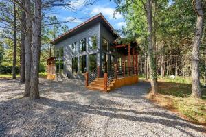 282 Timbuktu Cabin - 4hvězdičkové hotely ve městě Broken Bow