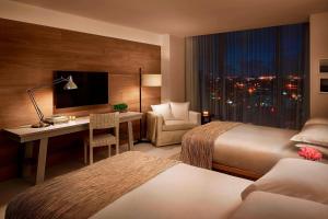 The Miami Beach EDITION