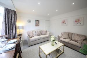 Thornton House Apartments, Cambridge - FREE On-site Parking