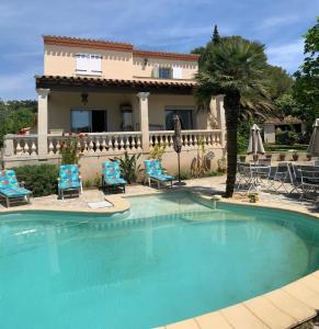 Deux chambres dans villa proche de la plage