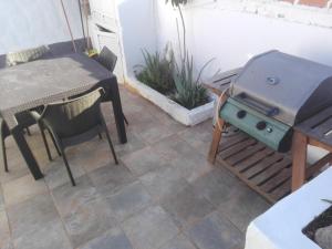 Chalet 2 dormitorios, cerca CC Yumbo