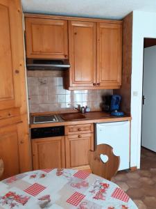 Résidence Betelgeuse - Studio cabine 4 personnes 2 exposé Est MAE-8164