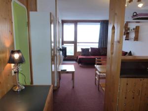 Résidence Nova - Bel appartement 2 pièces pour 5 personnes avec un très belle vue sur la vallée, au centre de la station dArc 1800 dans le villa MAE-2754