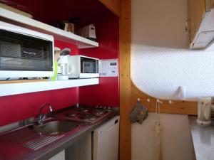 Résidence Nova - Appartement 2 pièces 6 personnes proche des pistes, des commerces, de la garderie et de lESF au centre de la station d’Arc 1800 MAE-9214