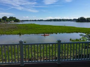 Colonial Beach Bay house with views & canoe