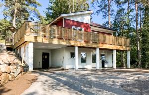 Amazing Home In Sjöbo With Wifi