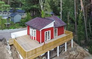 Amazing Home In Sjöbo With Wifi