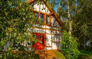 Stunning Home In Rowy With Wifi