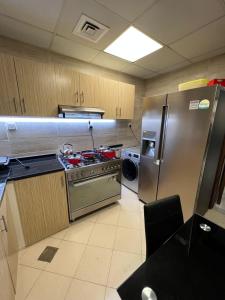 F30,R3,Sunrise on the beach,1room inside 3bedroom apartment,(separate washroom outside)