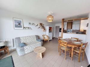 Joli T2 en front de mer avec accès direct plage, terrasse privative, parking et Wi-Fi gratuit - FR-1-361-45