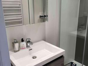 Chalets Chalet Olonzac, 3 pieces, 4 personnes - FR-1-783-8 : photos des chambres
