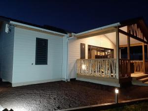 Chalet confort 3 chambres, piscine chauffée, entre mer et nature près du Golfe du Morbihan - FR-1-783-3