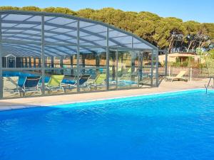 Chalets Chalet 3 chambres avec piscines chauffees et acces plage a 9km - FR-1-783-24 : photos des chambres