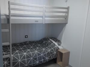 Chalets Charmant Chalet 3 Chambres avec Piscine Couverte a 10 min de la Plage de La Baule - FR-1-783-18 : photos des chambres