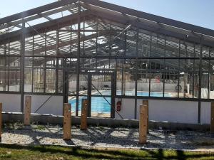 Chalets Charmant Chalet 3 Chambres avec Piscine Couverte a 10 min de la Plage de La Baule - FR-1-783-18 : photos des chambres