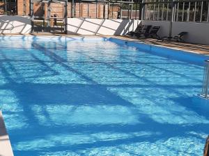 Chalets Charmant Chalet 3 Chambres avec Piscine Couverte a 10 min de la Plage de La Baule - FR-1-783-18 : photos des chambres