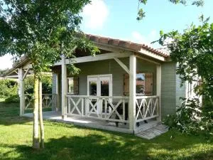 Chalet familial au calme avec piscine près du lac du Jaunay, proche plages et activités. - FR-1-783-21 - 圣于连－德朗德