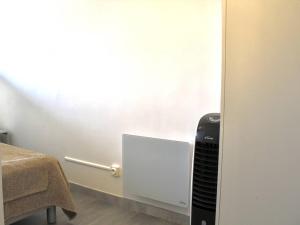 Appartement moderne 2 Pièces RDC, climatisé avec terrasse, proche commerces, 4 couchages - FR-1-252A-118