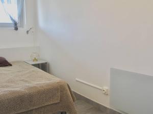 Appartement moderne 2 Pièces RDC, climatisé avec terrasse, proche commerces, 4 couchages - FR-1-252A-118