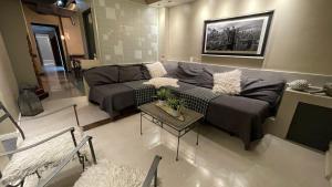 PH Palermo HollyHouse