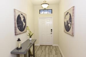 Spacious 5 Bed Pool Home with Game Room home