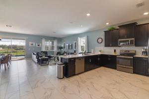 Lovely Pool Home with Spa and Game Room condo