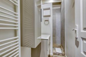 Tranquil Heaven up to 4 guests - Heart of Paris 07