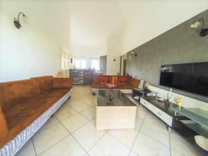 Charming residence near the beach-Orchidees