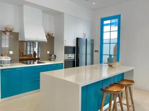 Chuỗi Villas 6 phòng ngủ Sun Ferria có bể bơi - sát biển Bãi Cháy