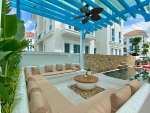 Chuỗi Villas 6 phòng ngủ Sun Ferria có bể bơi - sát biển Bãi Cháy