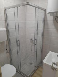 V & V Studio Apartments