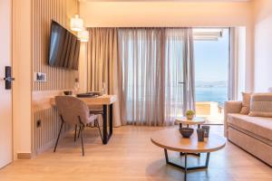 EsthiSea Suites Kalamata