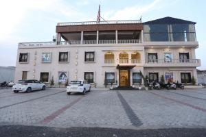 Hotel Yashraj Paradise