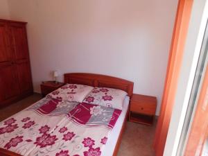 Appartement in Privlaka mit Terrasse - b58559