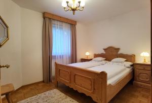 Apartment Enrosadira Pedraces