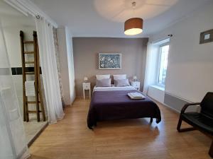 Chambre privée indépendante dans une maison