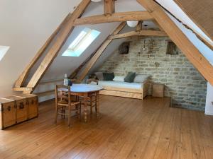 Maisons de vacances Grand gite de groupe pour se retrouver en famille ou entre amis proche plage debarquement : photos des chambres