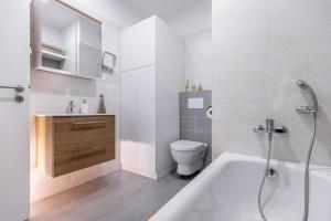 Comfy and stylish apartment with terrace near city center