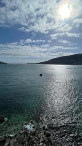 Family House with pool & sea view