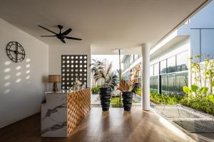PREMIER APARTMENTS Canggu area with gym coworking parking security and full services