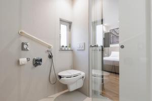 Chambre Double - Accessible aux Personnes à Mobilité Réduite