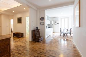 Realkasa Urbana Luxury Apt