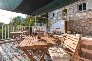 Diamond Sea - Vacation House with Private Parking and a Big Terrace over the Sea