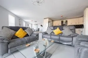 Gourleys Hideout - Comber