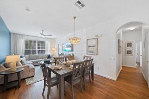 2301 Butterfly Palm Way 101